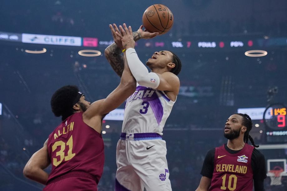 开云官方-NBA-乔治32分马尔卡宁28+12 爵士客场击败骑士